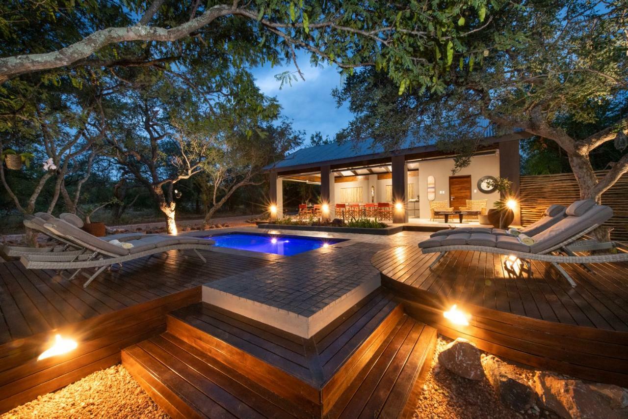 Nyaleti Lodge Hoedspruit Exterior photo