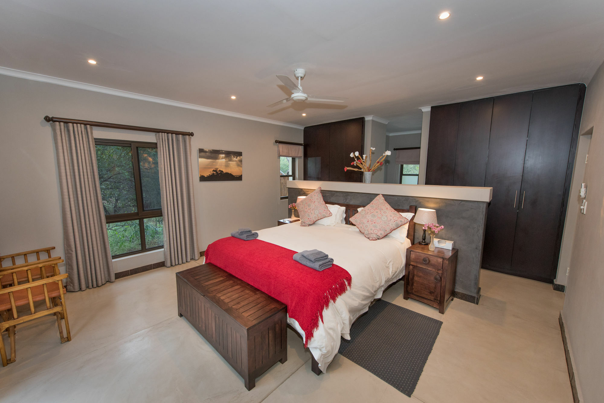 Nyaleti Lodge Hoedspruit Exterior photo